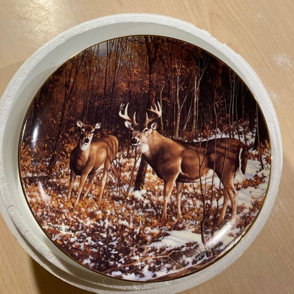 Danbury Mint "October Snowfall" LE Collector's Plate Wonders Of The Wilderness - Picture 1 of 2